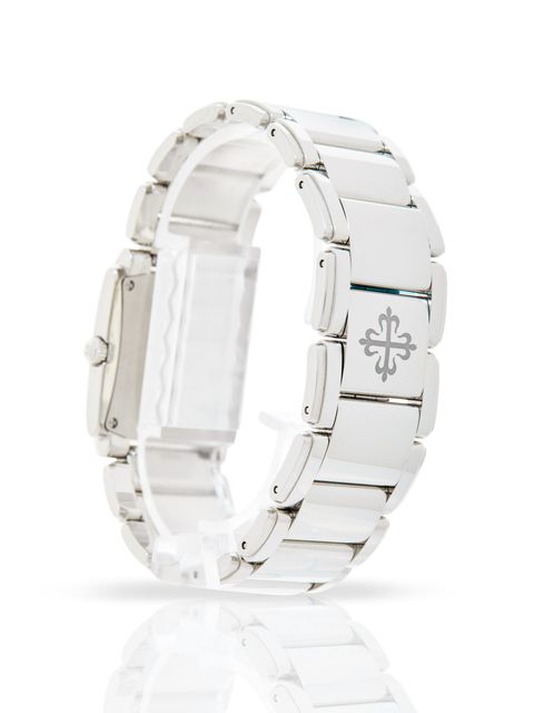 Patek Philippe Twenty-4 4910/1200A-011 Image 4